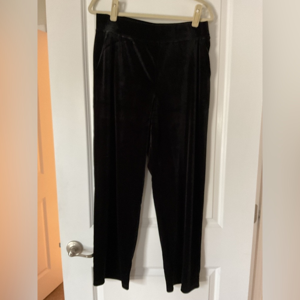 Elegant Velour Black Women's Pants